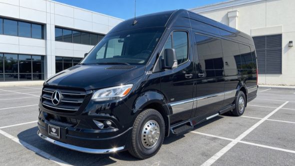 10 passenger sprinter van worcester