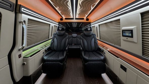 8 passenger sprinter van rental worcester