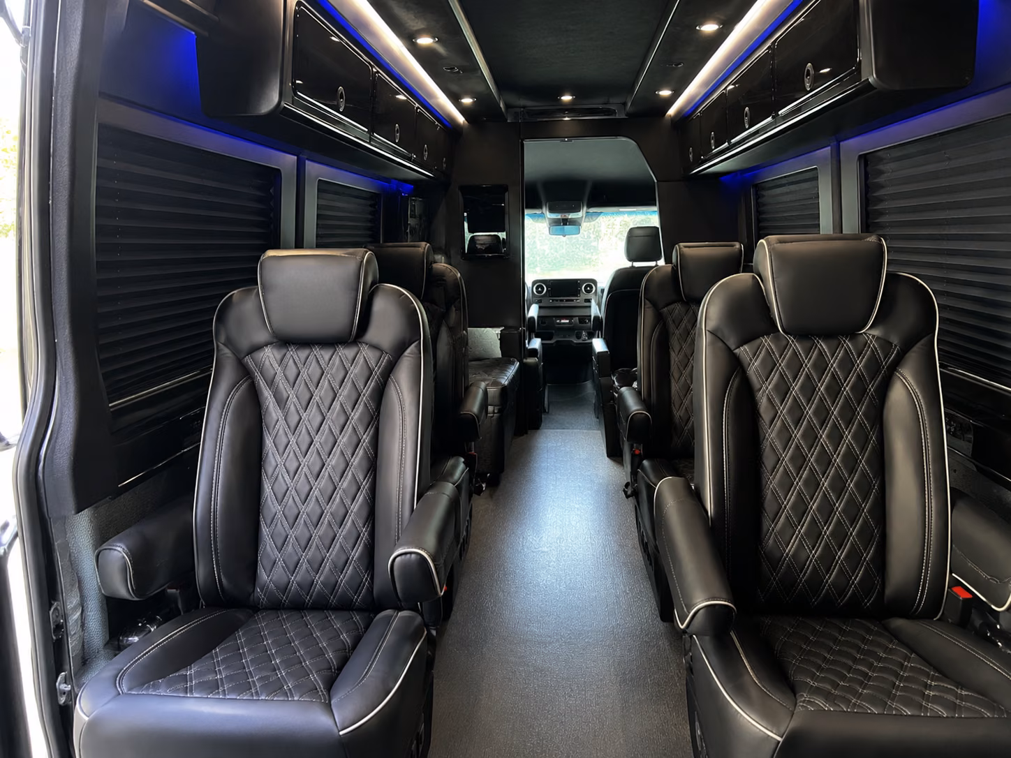 worcester 15 passenger sprinter van inside
