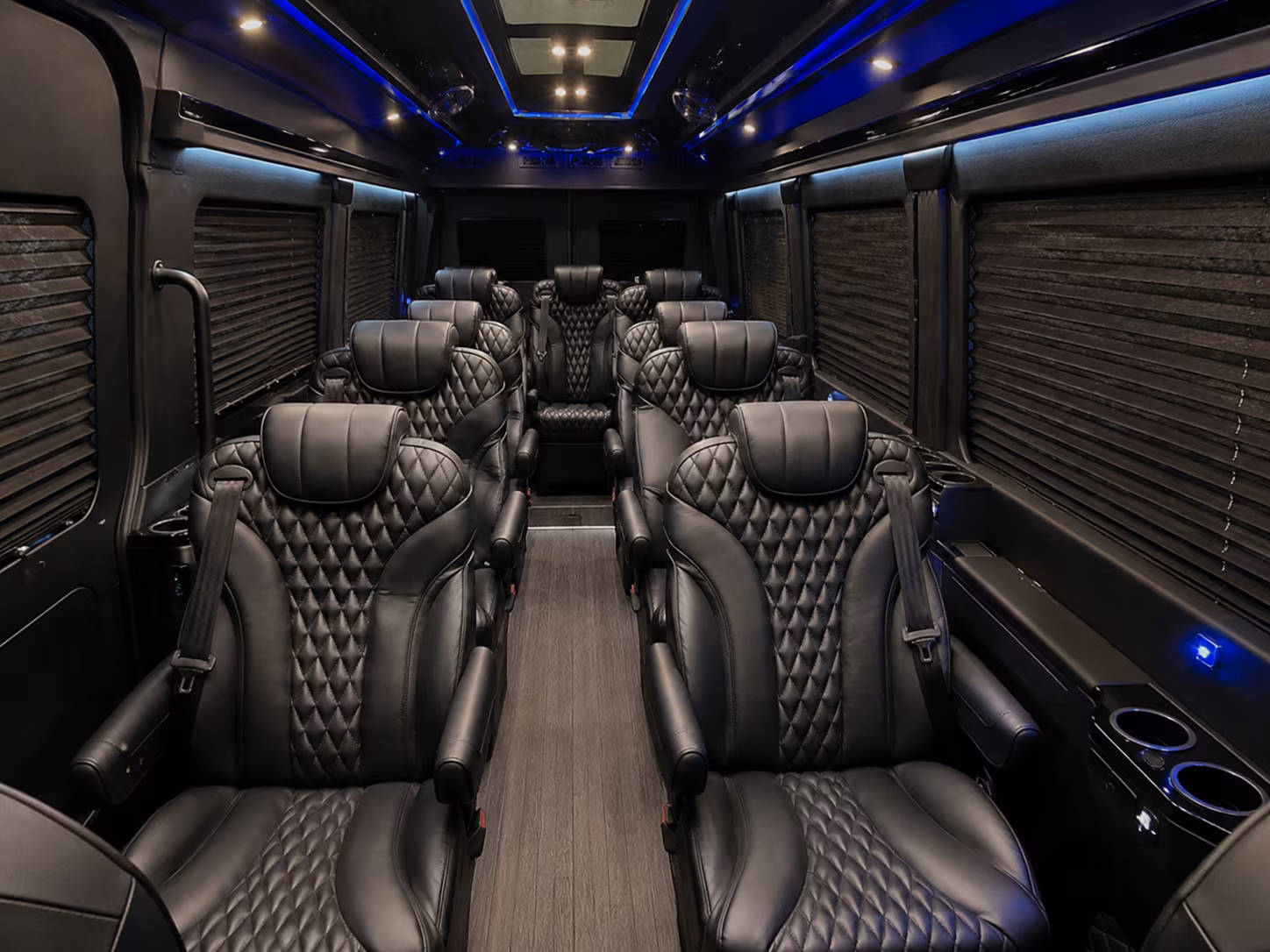 worcester 18 passenger sprinter van inside