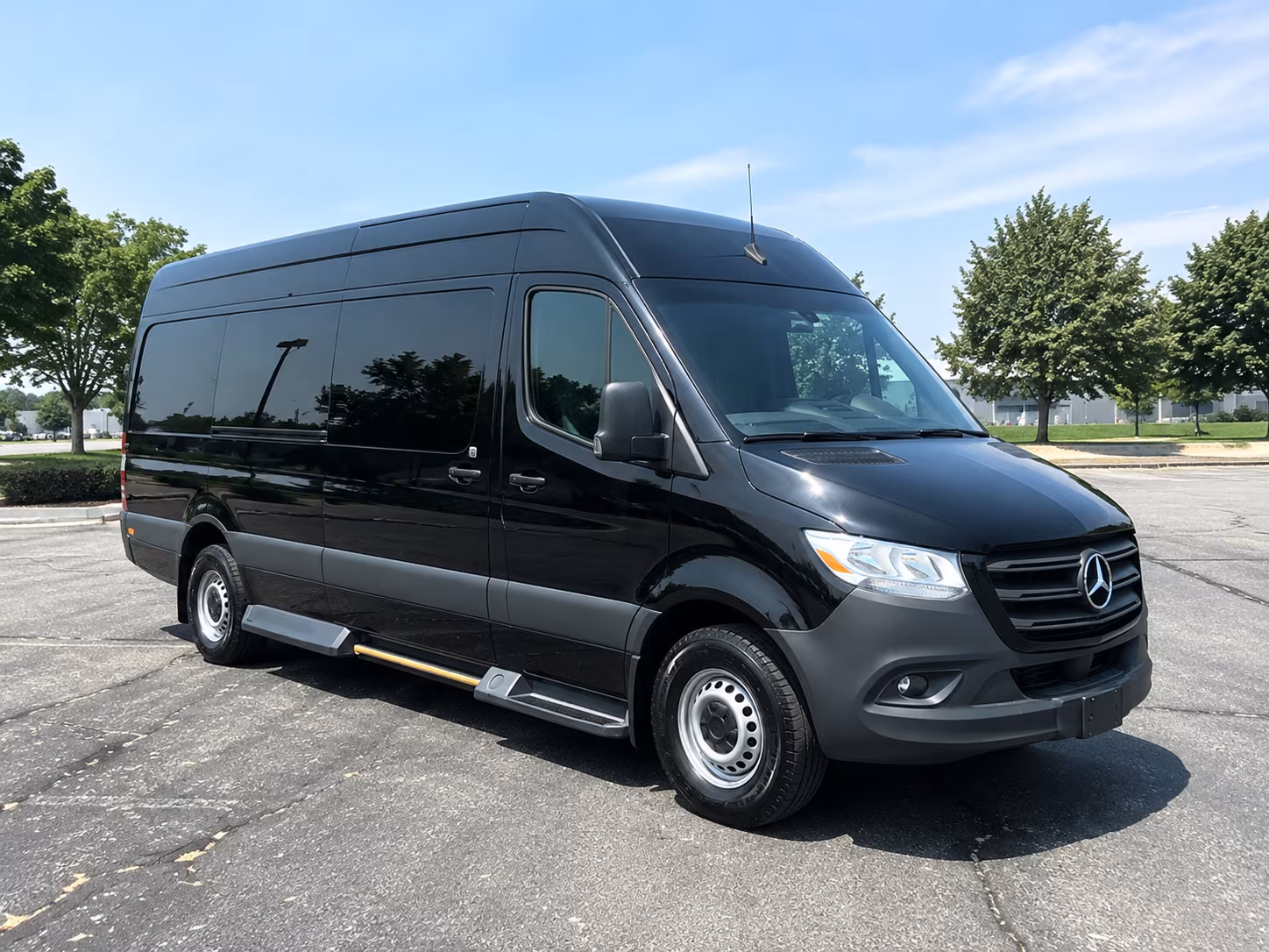 worcester 8 passenger sprinter van